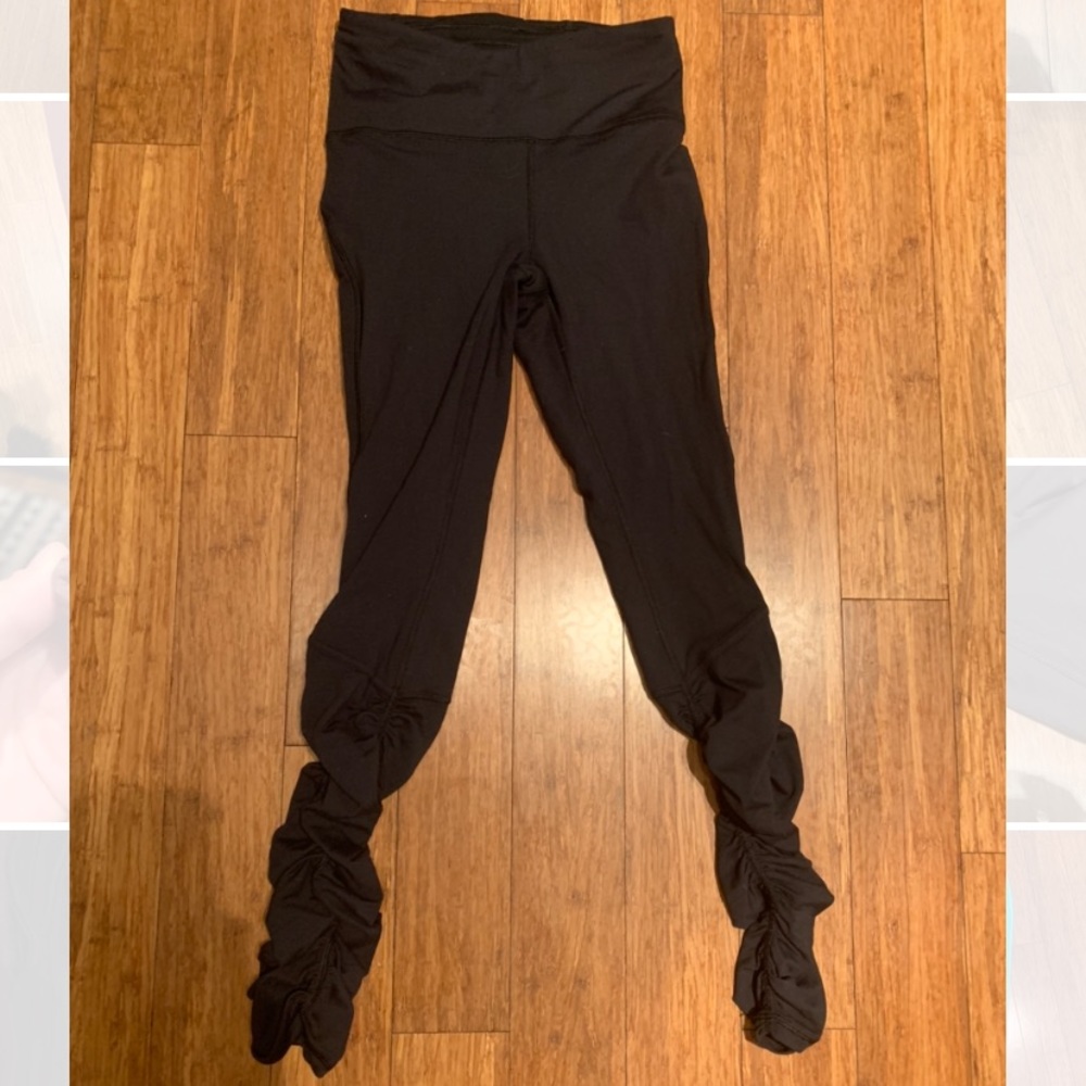 Lululemon scrunch tights 🖤